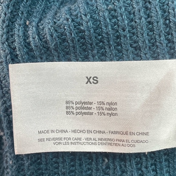 Jessica Simpson™ Ladies' Ribbed Sweater Colors: Teal Size: XS - Picture 7 of 11